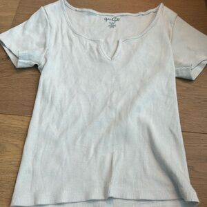 white brandy melville t-shirt